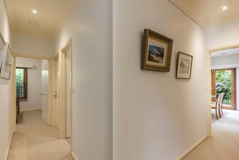 3 Bdrm 2 Bthrm House Close To Canberra Cbd & Anu Экстерьер фото