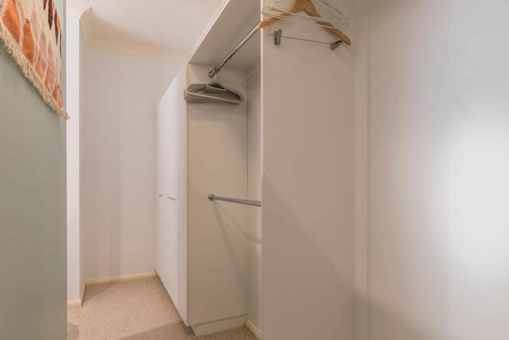 3 Bdrm 2 Bthrm House Close To Canberra Cbd & Anu Экстерьер фото