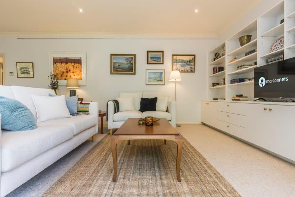 3 Bdrm 2 Bthrm House Close To Canberra Cbd & Anu Экстерьер фото