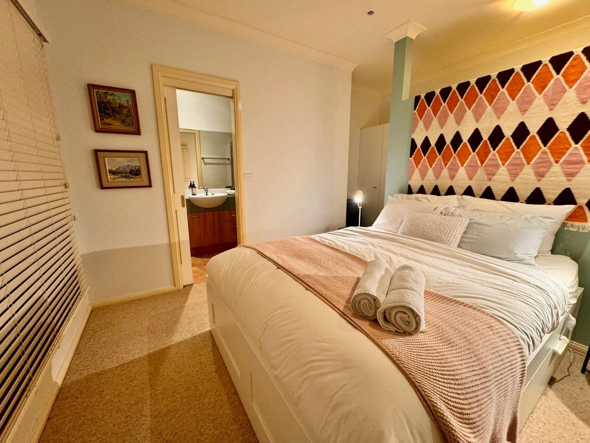 3 Bdrm 2 Bthrm House Close To Canberra Cbd & Anu Экстерьер фото